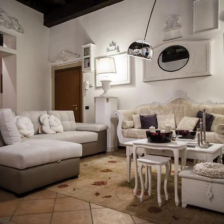 Piazza Erbe Luxury Apartment Verona Ngoại thất bức ảnh