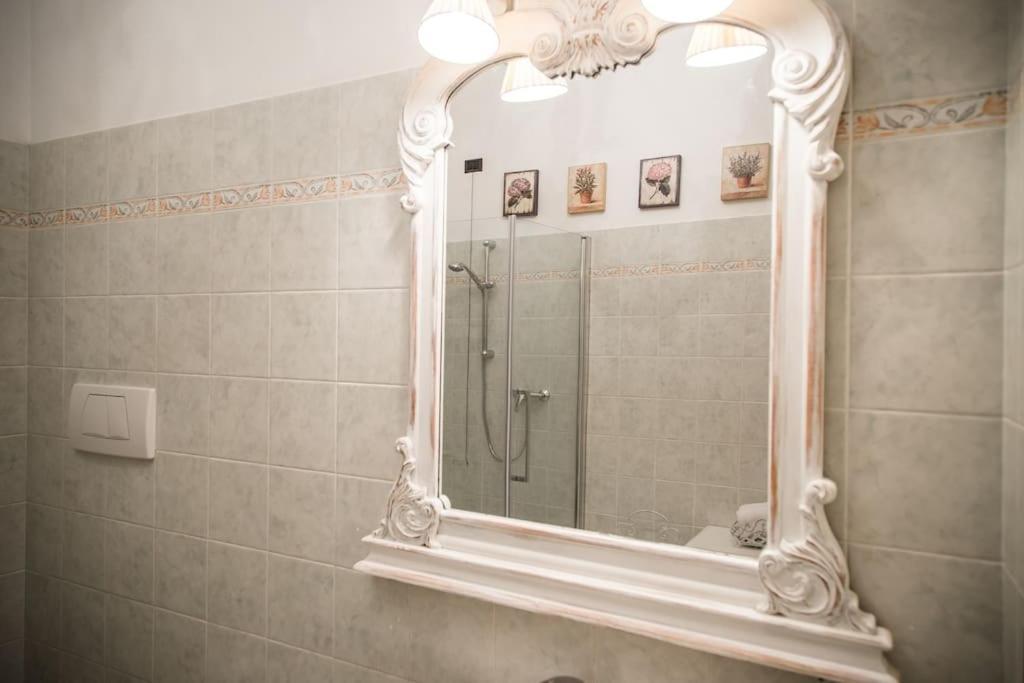 Piazza Erbe Luxury Apartment Verona Ngoại thất bức ảnh