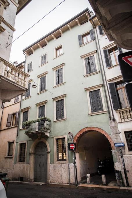 Piazza Erbe Luxury Apartment Verona Ngoại thất bức ảnh