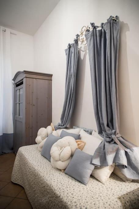 Piazza Erbe Luxury Apartment Verona Ngoại thất bức ảnh