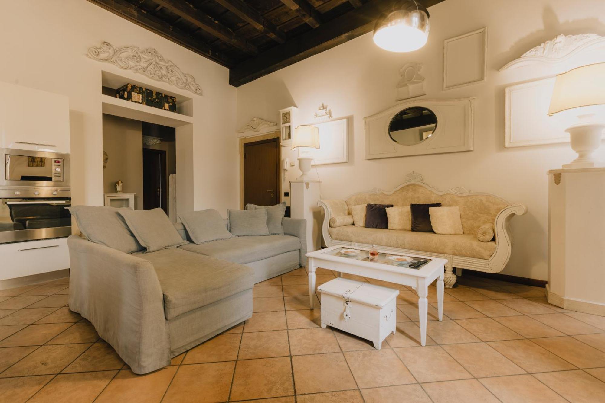 Piazza Erbe Luxury Apartment Verona Ngoại thất bức ảnh